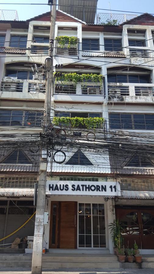 Haus Sathorn 11 Residence Bangkok Extérieur photo